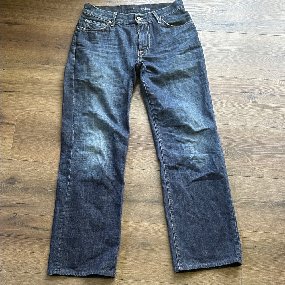 7 For All Mankind Straight Jeans in Dark Indigo ! Size 32